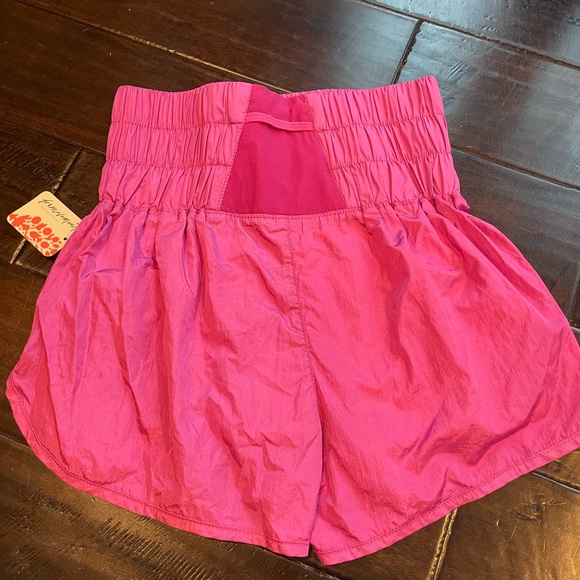 Free people movement shorts- NWT pink XS - Picture 2 of 5